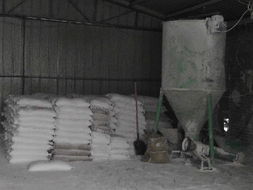 邯鄲防水膩?zhàn)臃?鹿泉市百羽新型建筑材料廠的創(chuàng)新之路