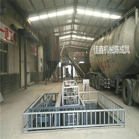 建筑保溫結(jié)構(gòu)一體化技術(shù)生產(chǎn)線及設(shè)備 推動新型建筑材料制造革新